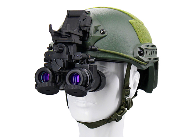 اكتشف الغيب باستخدام منظار الرؤية الليلية PVS-31